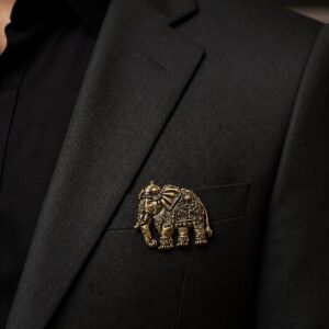 royal camel brooch pin