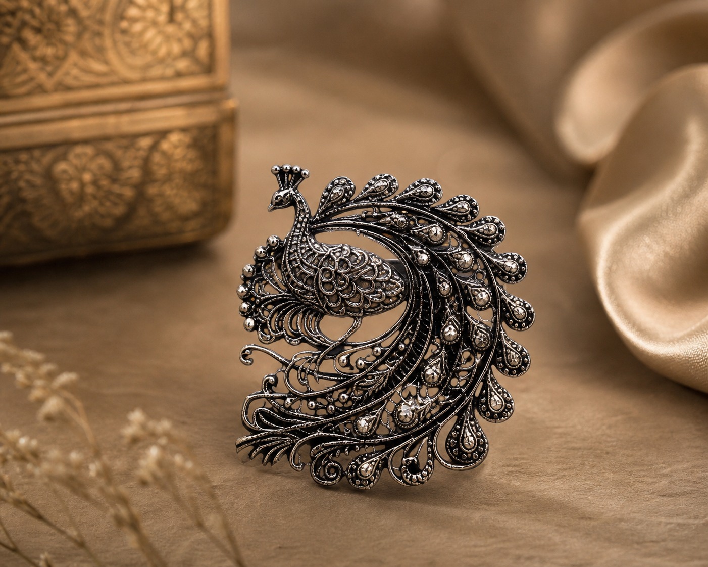 Royal Peacock Antique Silver Brooch Royal Peacock Antique Silver Brooch